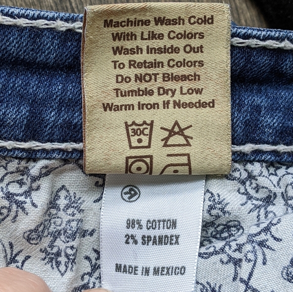 BIG STAR Remy Low Rise Boot Cut Sequins Jean  Size 27L - Picture 8 of 8